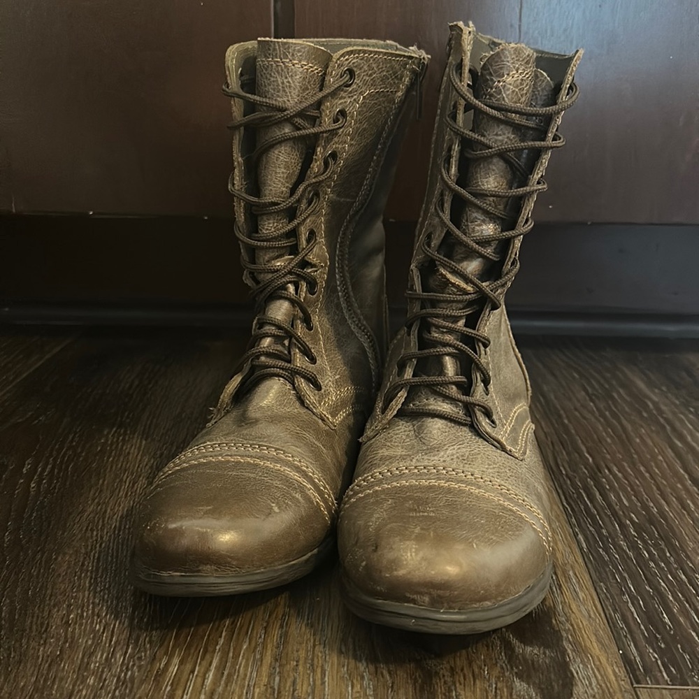 steve madden combat boots!